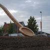 Inauguration d'une louche géante sur le rond point du Grand Perne à Comines